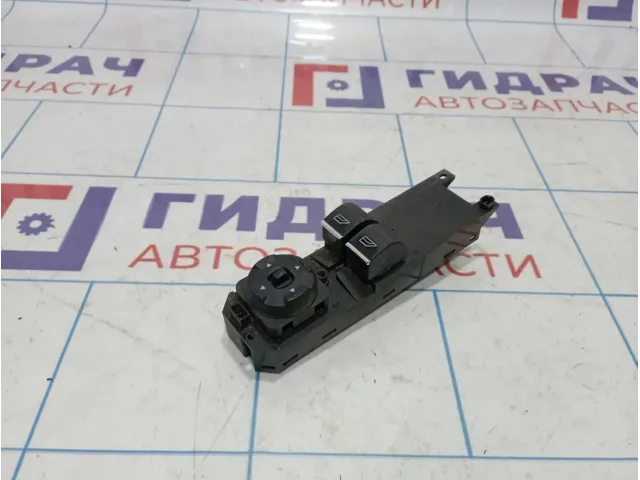 Блок управления стеклоподъемниками Ford Mondeo (BD) 1467193