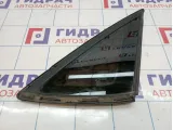 Стекло кузовное глухое правое Ford Mondeo (BD) 1691352