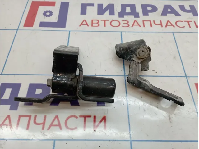 Петли двери передней правой Ford Mondeo (BD) 1736429
