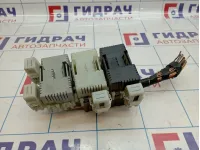 Блок предохранителей Ford Mondeo (BD)