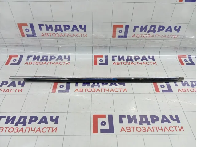 Накладка стекла переднего левого Ford Mondeo 3 (B4Y) 1350515