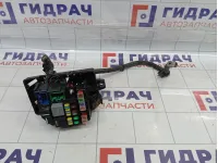 Блок предохранителей Ford Mondeo 3 (B4Y) 1301043