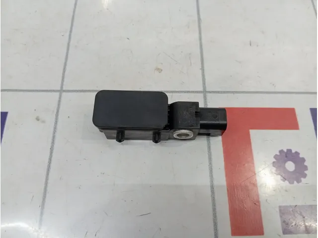 Датчик AIR BAG Ford Mondeo 3 (B4Y) 1372696