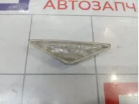 Повторитель на крыло белый Ford Mondeo 3 (B4Y) 1379375