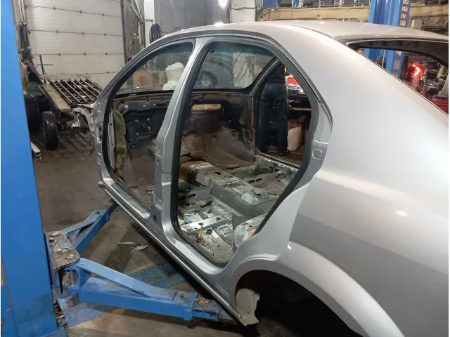 Порог со стойкой левый Ford Mondeo 3 (B4Y) 1357840