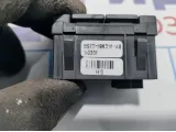 Кнопка обогрева сидений Ford Mondeo 4 (BD) 1734834