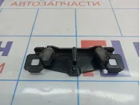 Ответная часть замка багажника Ford Mondeo 4 (BD) 1741022