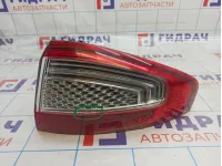 Фонарь задний наружный правый Ford Mondeo 4 (BD) 1767493