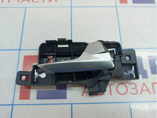 Ручка двери внутренняя правая Ford Mondeo 4 (BD) 1701547