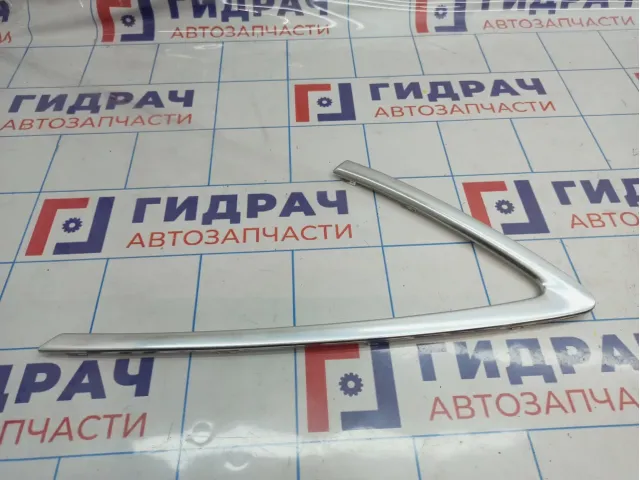 Накладка стекла заднего правого Ford Mondeo 4 (BD) 1741280