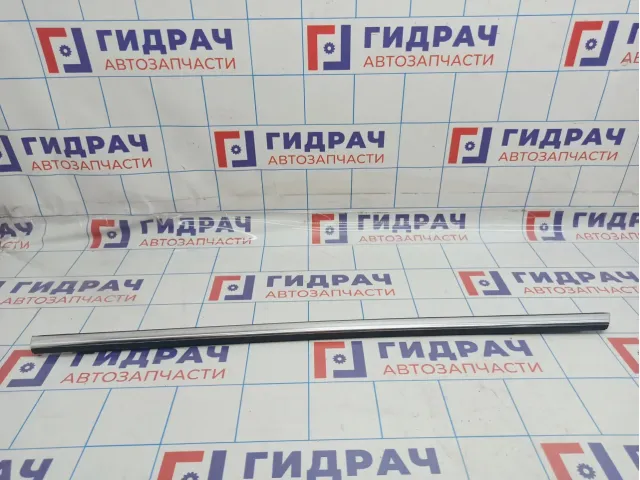 Накладка стекла заднего правого наружная Ford Mondeo 4 (BD) 1742023