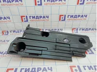 Пыльник двигателя боковой правый Ford Mondeo 4 (BD) 1480020