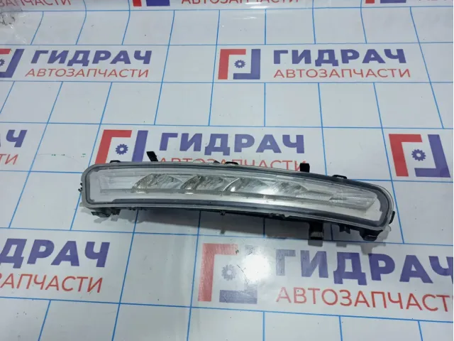 Фара дневного света правая Ford Mondeo 4 (BD) 1725079
