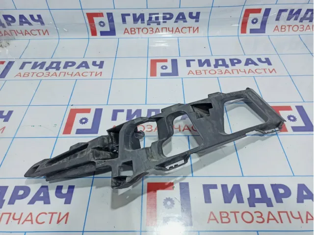 Направляющая переднего бампера левая Ford Mondeo 4 (BD) 1737425