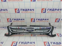 Решетка в бампер центральная Ford Mondeo 4 (BD) 1736150