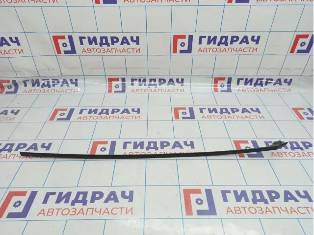 Молдинг лобового стекла правый Ford Mondeo 4 (BD) 1506264