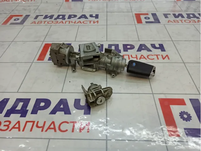 Замок зажигания Ford S-MAX 3M513F880AC