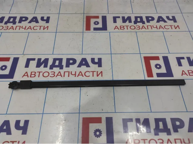 Направляющая шторки задняя правая Ford S-MAX 1452432
