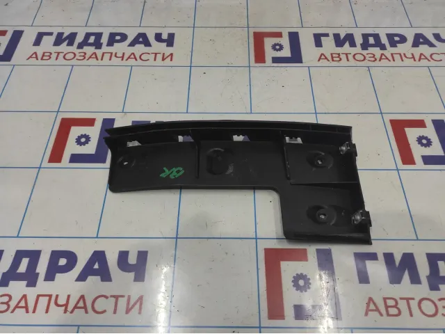 Кронштейн накладки двери багажника правый Ford S-MAX 1675496