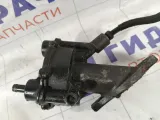 Насос вакуумный Ford Tourneo 1882889