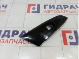 Накладка кнопки стеклоподъемника передней правой GAC GS8 6206161CAD