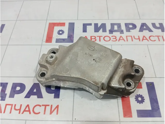 Кронштейн двигателя GAC GS8 190906B782