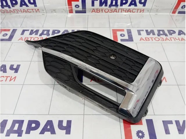 Решетка бампера переднего правая GAC GS8 7105062CAD0300