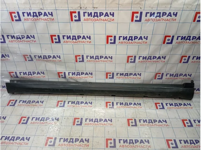 Накладка порога правая GAC GS8 7125002CAD0000