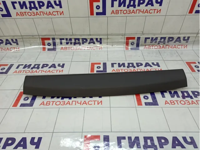 Обшивка двери багажника центральная GAC GS8 6209003CAD0000