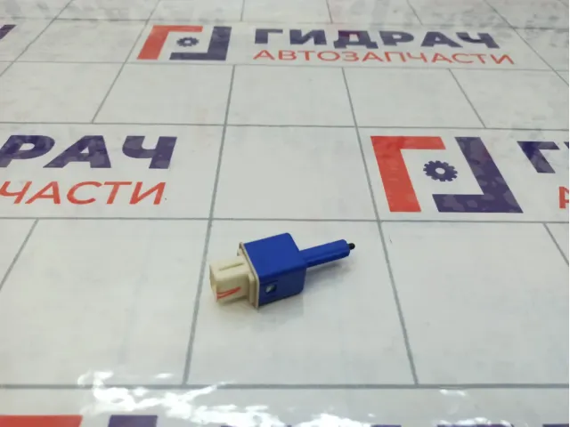 Датчик включения стоп сигнала GAC GS8