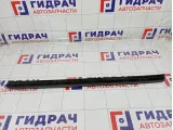 Уплотнитель стекла передний левый GAZ Volga Siber 05056221AD