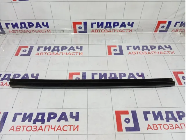 Уплотнитель стекла задний правый GAZ Volga Siber 04814636AG