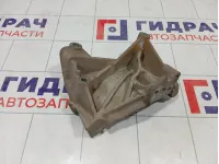 Кронштейн генератора GAZ Volga Siber 05281480AA