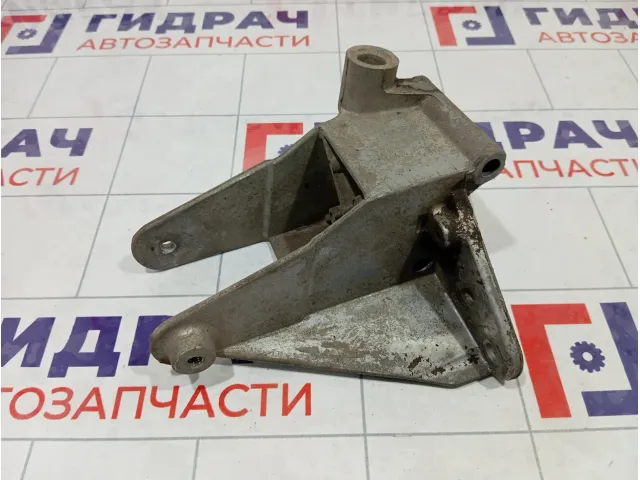 Кронштейн двигателя передний GAZ Volga Siber 04573761AD