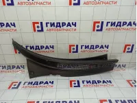 Решетка под лобовое стекло (Жабо) правая GAZ Volga Siber 04805316AG