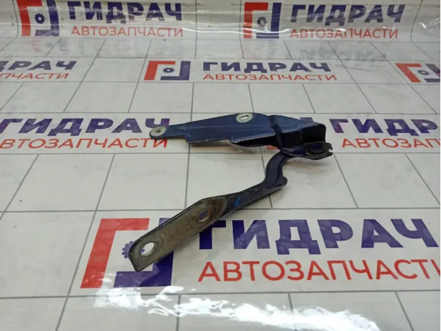 Петля капота левая GAZ Volga Siber