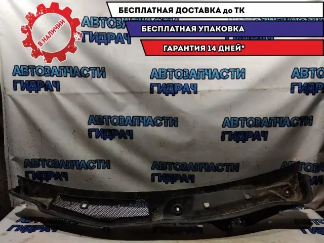 Решетка под лобовое стекло Mercedes Benz GLK 350 2048300313 Отличное состояние