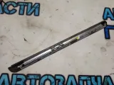 Накладка стекла кузовного правого Mercedes Benz GLK 350 2046701122 Отличное состояние
