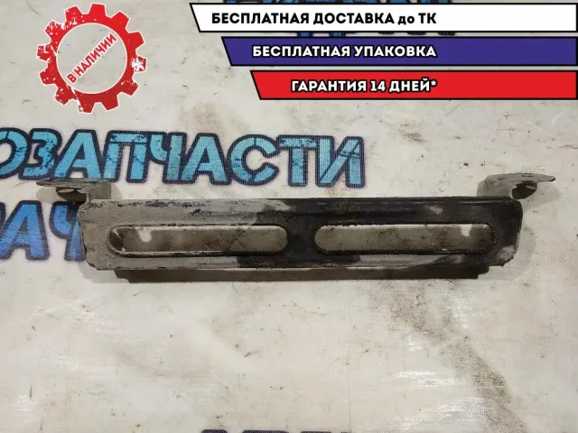 Кронштейн задней балки Mercedes Benz GLK 350 2044210006 Отличное состояние
