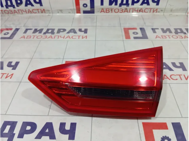 Фонарь задний внутренний правый Geely Atlas 01725303