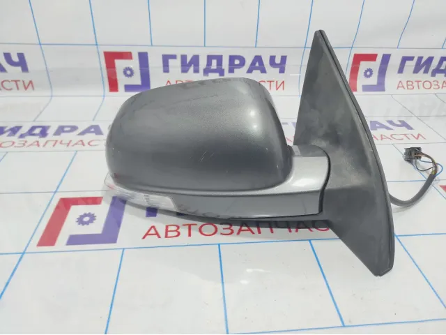 Зеркало правое электрическое Geely Emgrand EC 7 1067001018. 7 контактов.