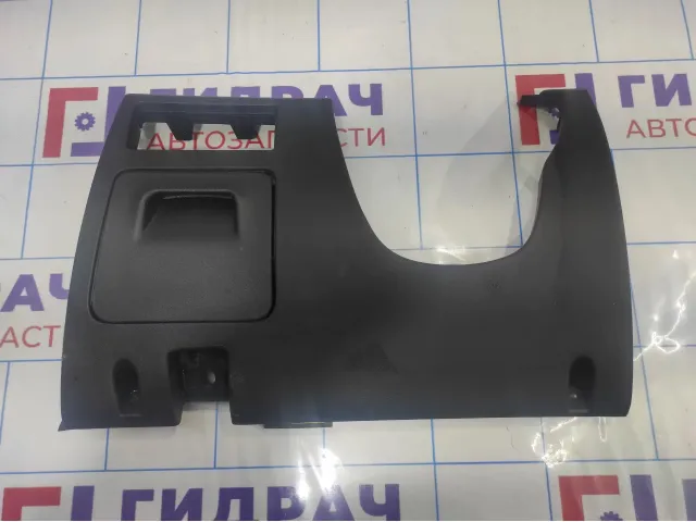 Накладка торпедо левая нижняя Geely Emgrand EC 7 106800230100669.