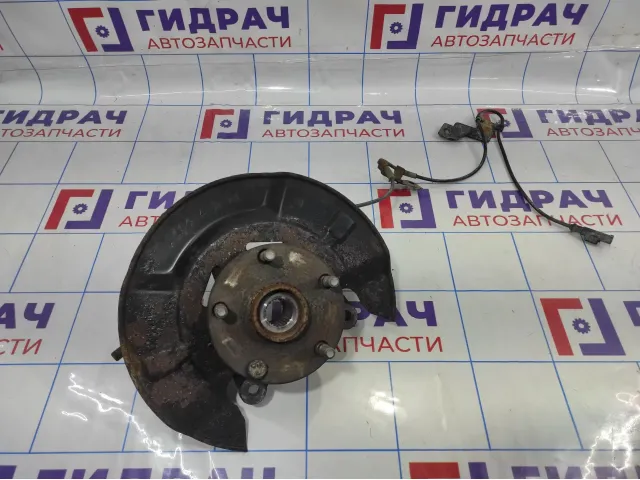 Кулак поворотный передний правый Geely Emgrand EC 7 1064001280. С датчиком ABS.