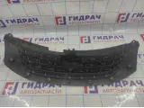 Решетка радиатора Geely Emgrand EC 7 1068050205. Дефекты.