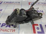 Фара противотуманная передняя правая Geely Emgrand EC 7 1067001221. Сломано крепление.