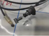Трос открывания капота Geely Emgrand EC 7 1068002003.