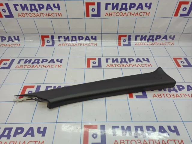 Обшивка стойки передней правой верхняя Geely Emgrand EC 7 1068001063.