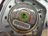 Подушка безопасности в рулевое колесо Geely Emgrand EC 7 106700116100669. Царапины.