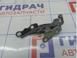 Петля капота правая Geely Emgrand EC 7 1062002606.