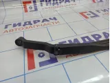 Поводок стеклоочистителя передний левый Geely Emgrand EC 7 1067001025. Коррозия.